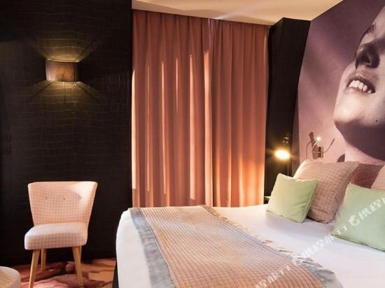 Фото Platine Hotel
