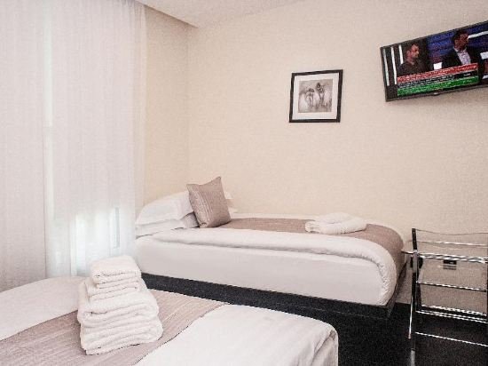 Фото NOX Golders Green