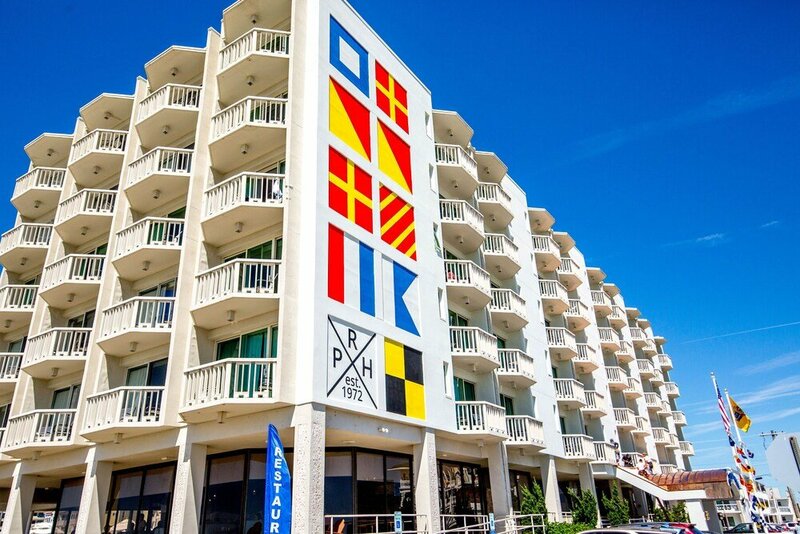 Гостиница Port Royal Oceanfront Hotel