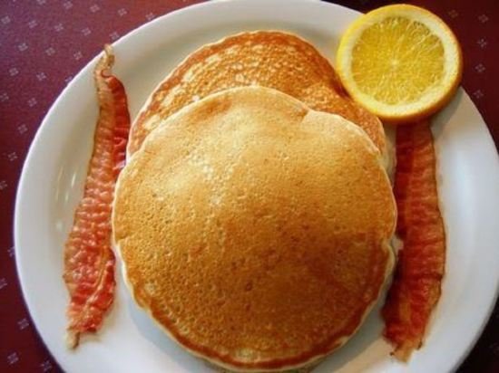 Фото Travelodge by Wyndham Chambersburg