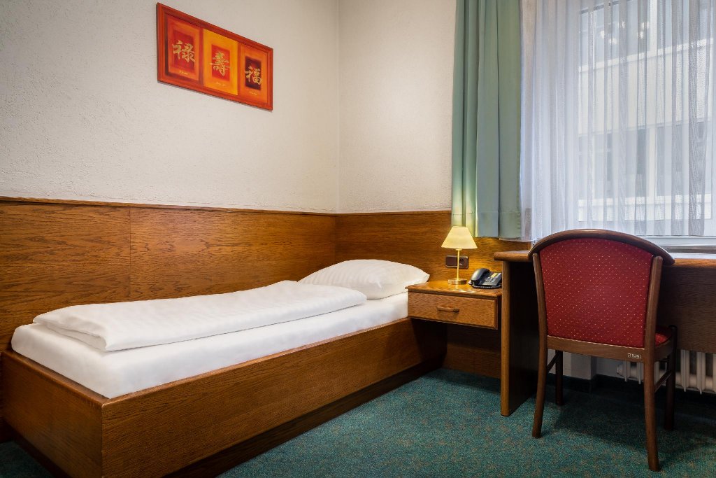 Фото Novum Hotel Engelbertz – Yggotel Pirol