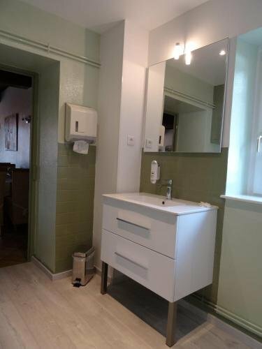 Гостиница Auberge De La Chaloire в Боне