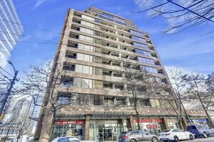 Гостиница Best Location Downtown Chic Apartments