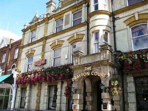 The Drayton Court Hotel