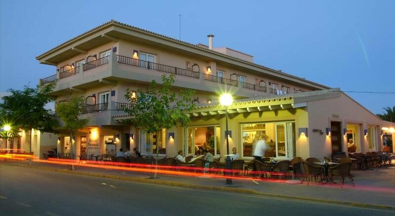 Гостиница Hotel Voramar Formentera
