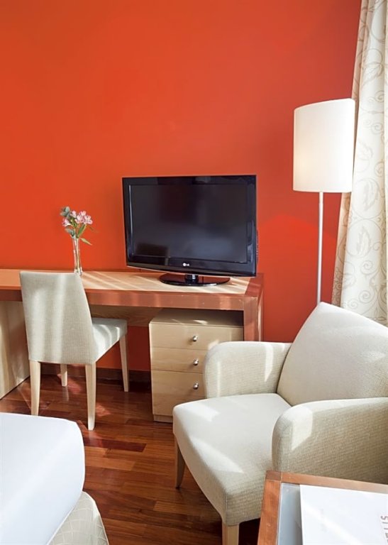 Фото Hotel Ilunion Pio XII