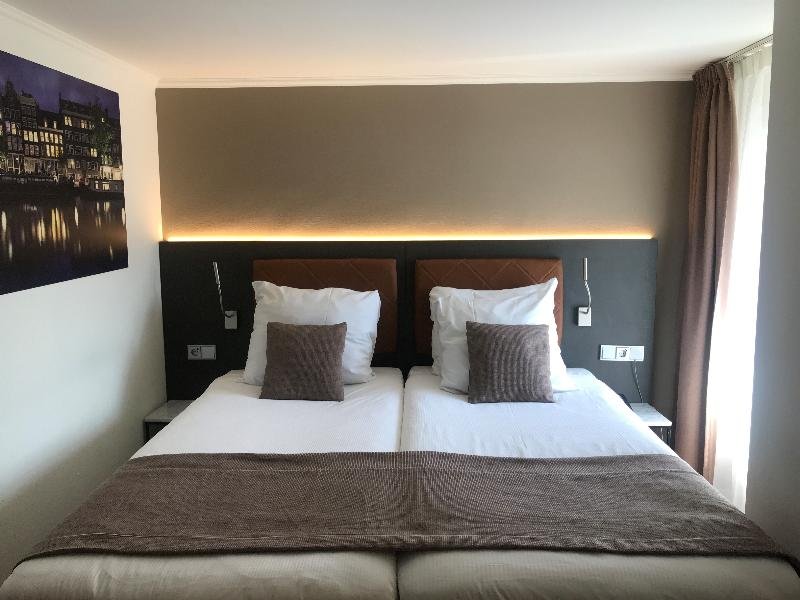 Фото Avenue Hotel