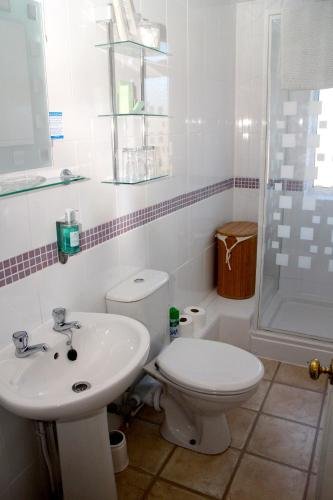 Фото The Merivon Guest House