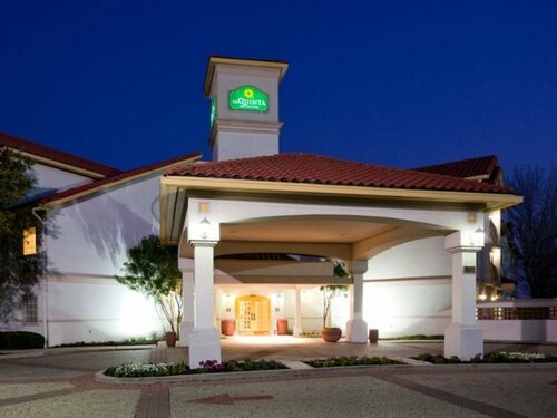 Гостиница La Quinta Inn & Suites by Wyndham Austin Near The Domain в Остине