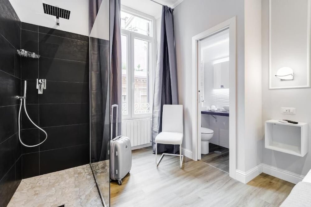 Фото Opera Private Suites