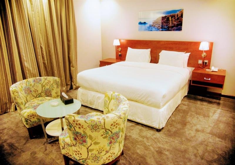 Фото Carawan Hotel Jeddah