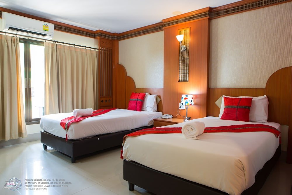 Фото PoonSook Resident Hotel