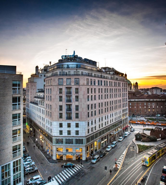 Фото Hotel The Square Milano Duomo