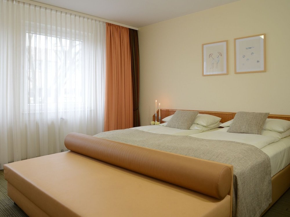 Фото Hotel Residenz Oberhausen