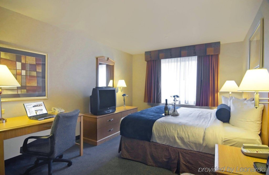 Фото Marco LaGuardia Hotel