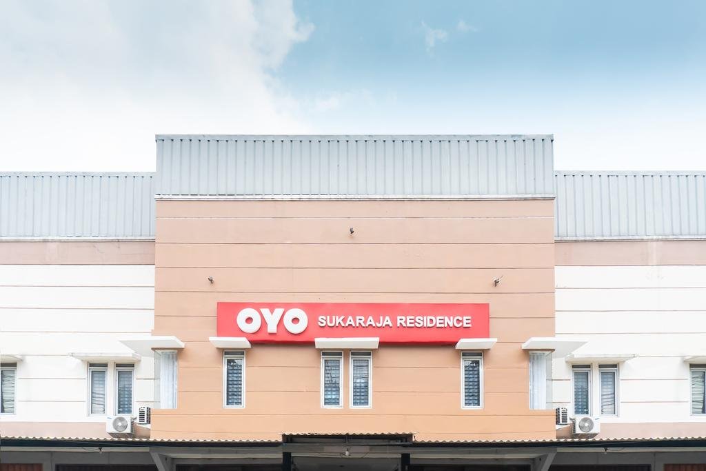 Фото Oyo 617 Sukaraja Residence Syariah