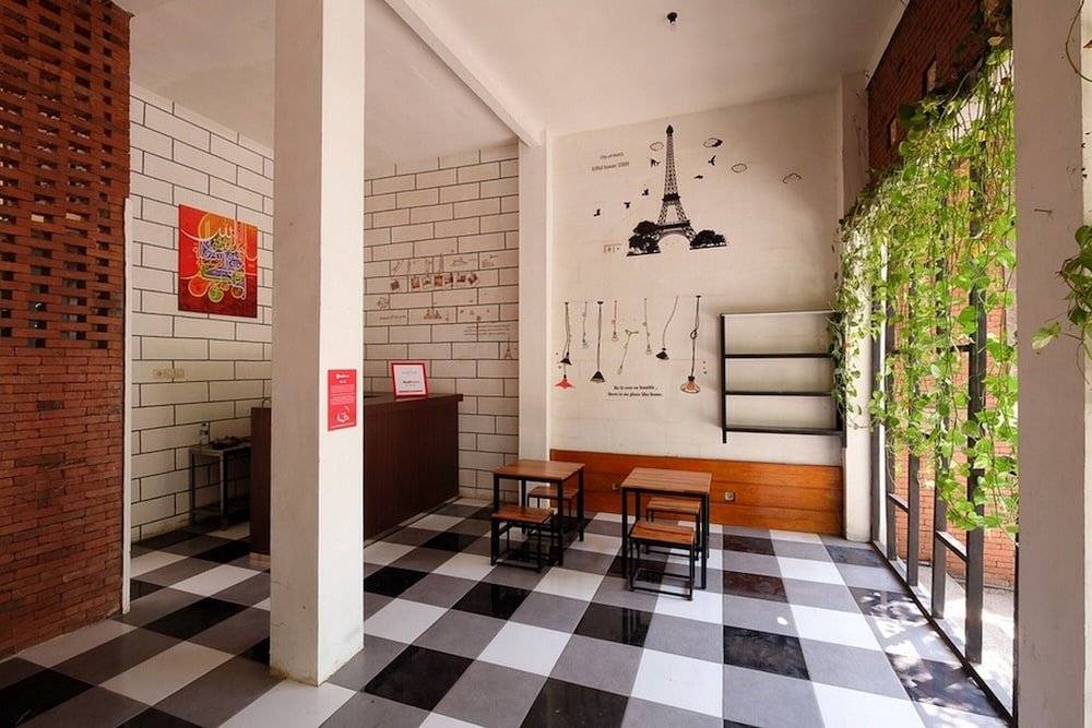 Фото RedDoorz Syariah @ Selomangleng Kediri