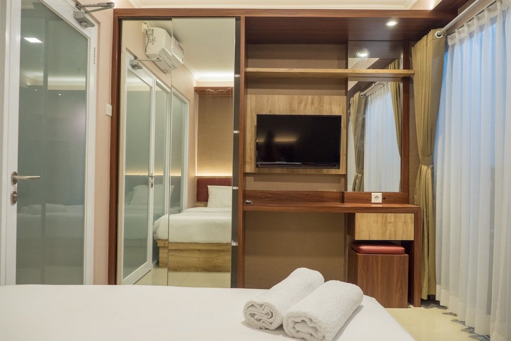 Фото Gorgeous 2BR Apartment at Gateway Pasteur