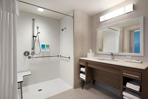 Фото Home2 Suites by Hilton Brooklyn Park Minneapolis