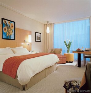 Гостиница Sofitel Montreal Golden Mile