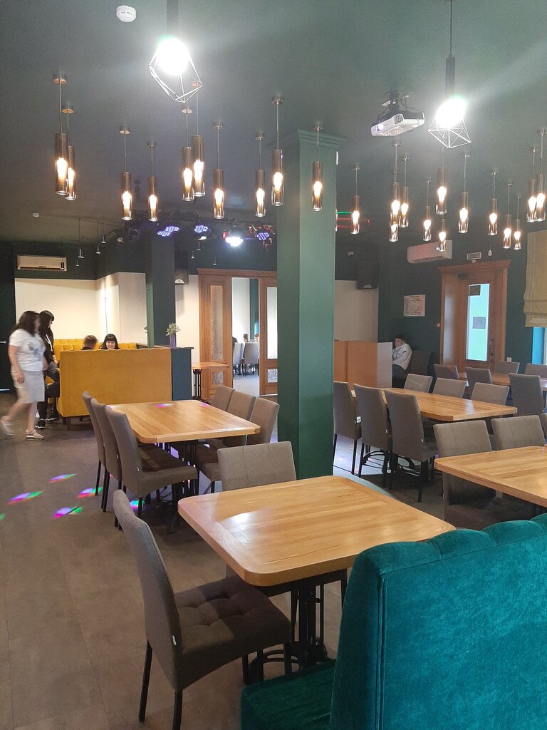 Cafe Gornyak, kafe-restoran, Polysaevo, photo