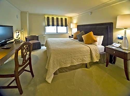 Фото The Normandy Hotel