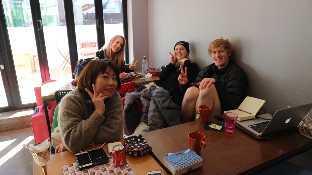 Фото Kimchee Hongdae Guesthouse - Hostel