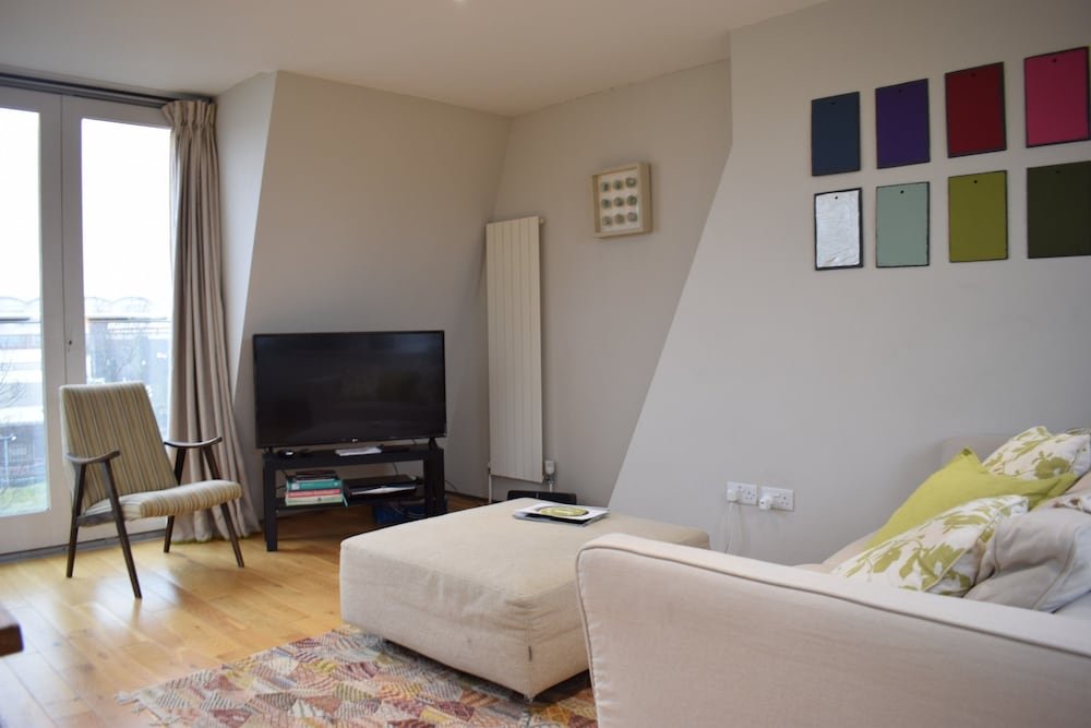 Фото Room2 Hammersmith Hometel