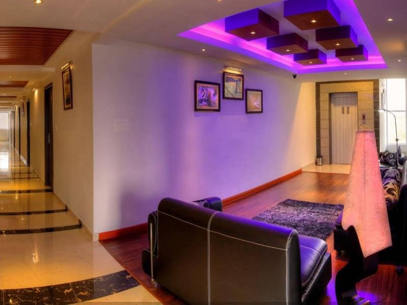 Фото Hotel Rajmahal Inn