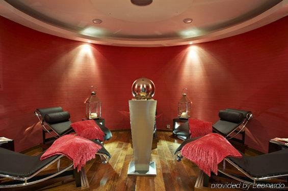 Фото Rowton Hall Hotel and SPA