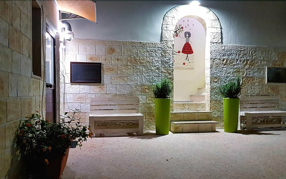 Hotel Room n. 22, Taranto, photo