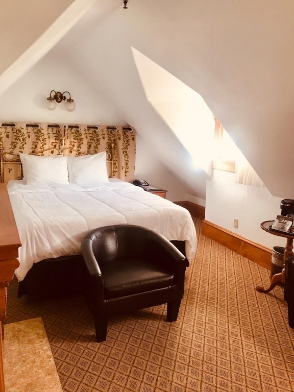 Фото Pacific Grove Inn