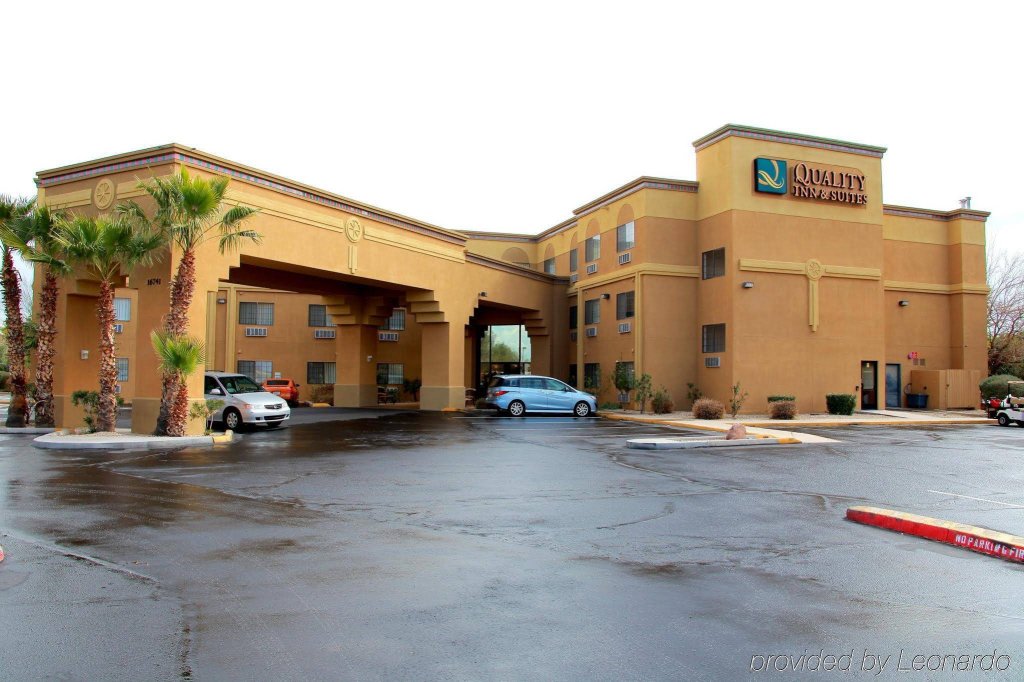 Фото Comfort Inn & Suites Surprise Near Sun City West