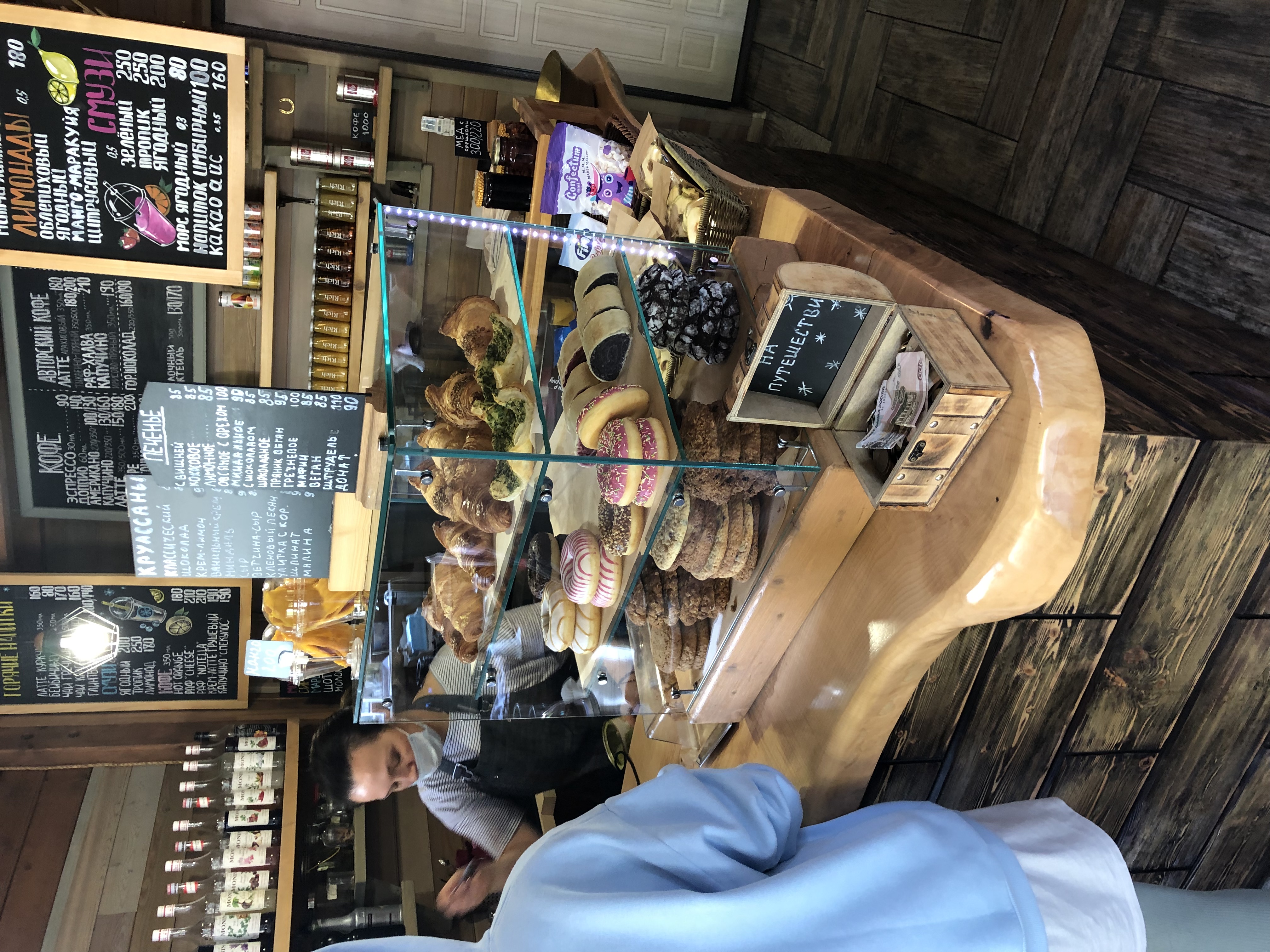 Фото Альба ИНН Апартментс