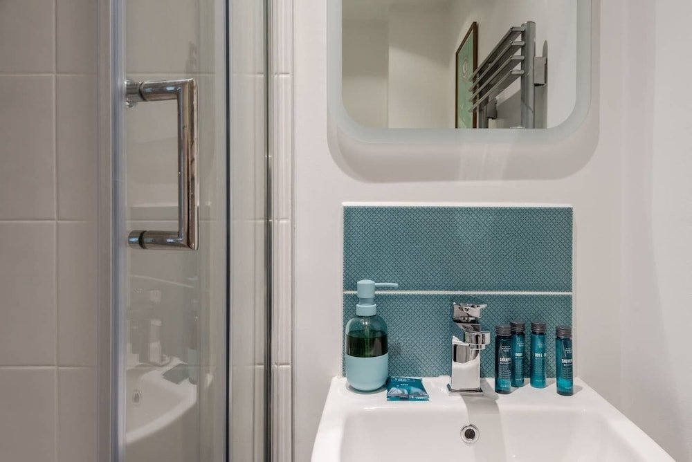 Фото Gorgeous, Spacious Studio, Greenwich/cutty Sark