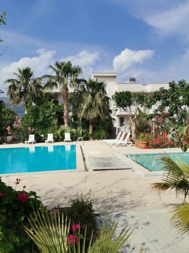 Гостиница Kiris Garden Hotel в Кирише
