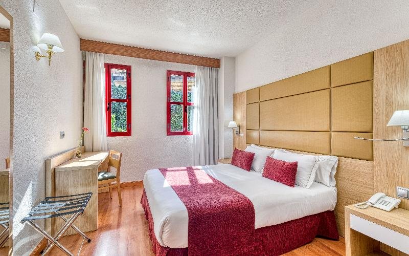 Фото Senator Huelva Hotel