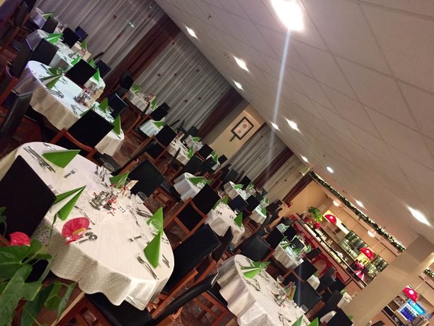 Фото Canada Hotel Budapest