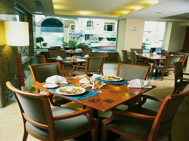 Фото Eurostars Zona Rosa Suites