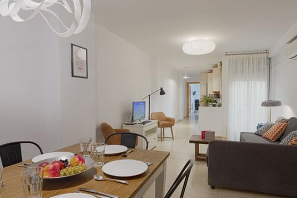 Фото Málaga Hotel Eliseos