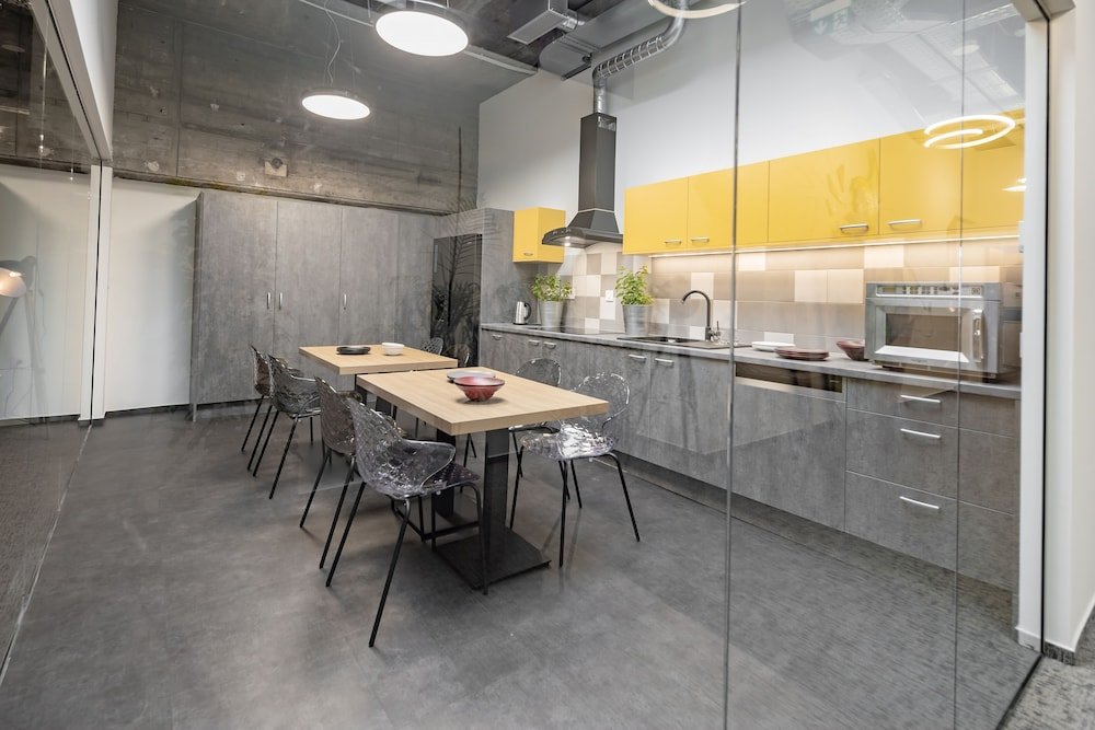 Фото Ibis Styles Ljubljana The Fuzzy Log