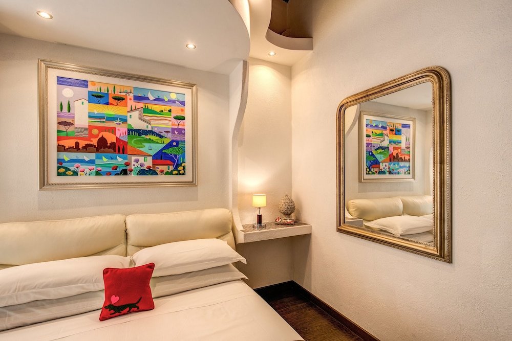 Фото Piazza di Spagna Comfort Rooms