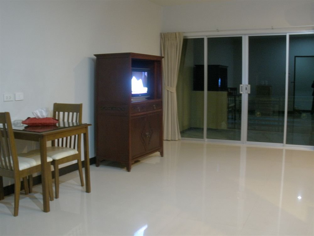 Фото C. A. P. Mansion Hotel