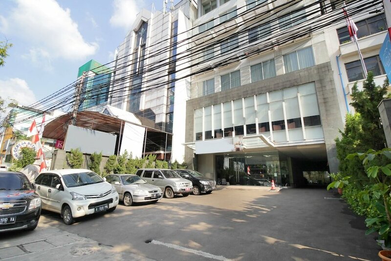 Гостиница Airy Menteng Wahid Hasyim 69 Jakarta