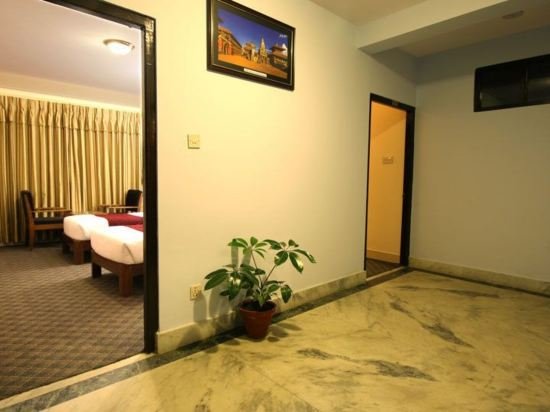 Фото Thamel Grand Hotel