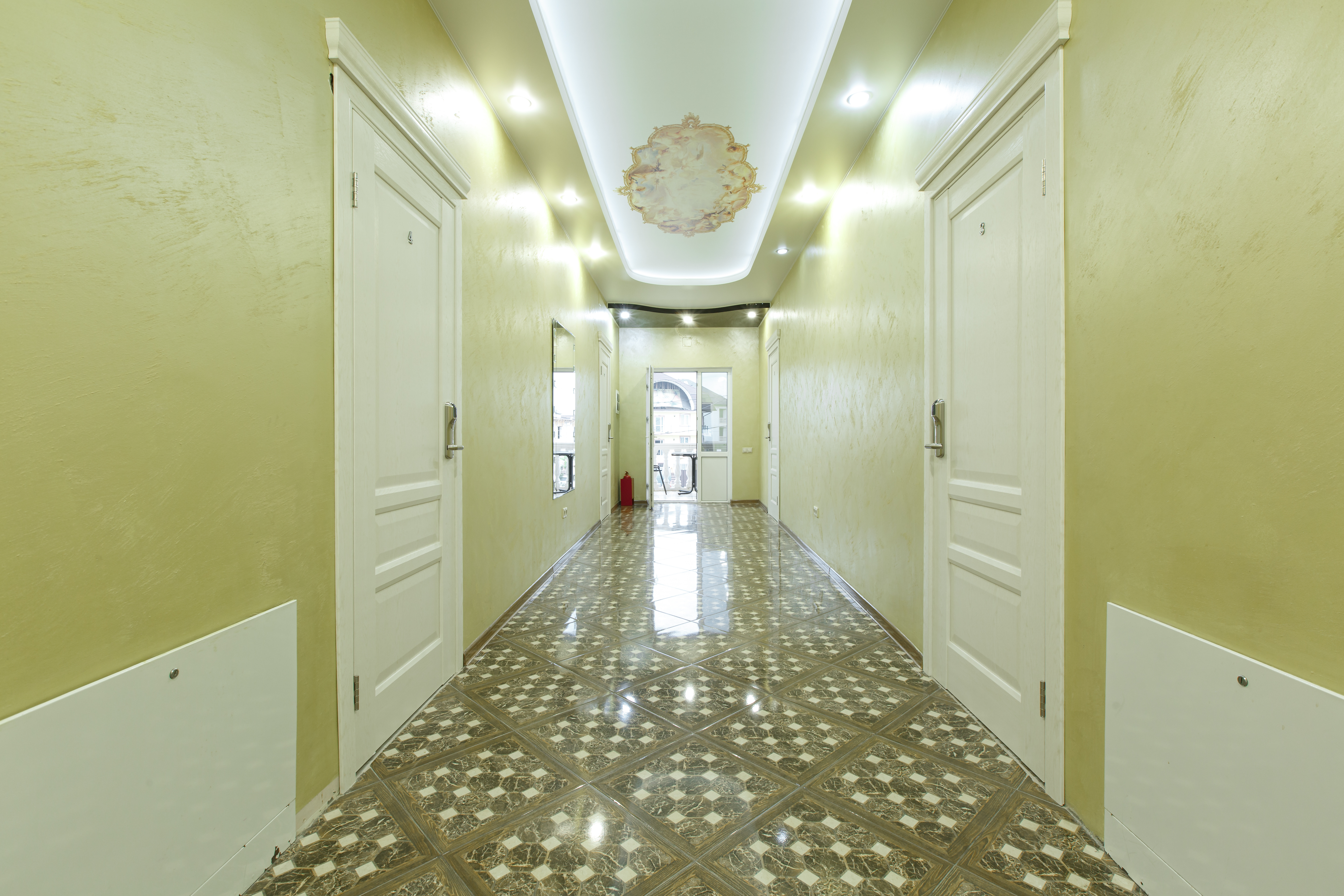 Фото отеля 2