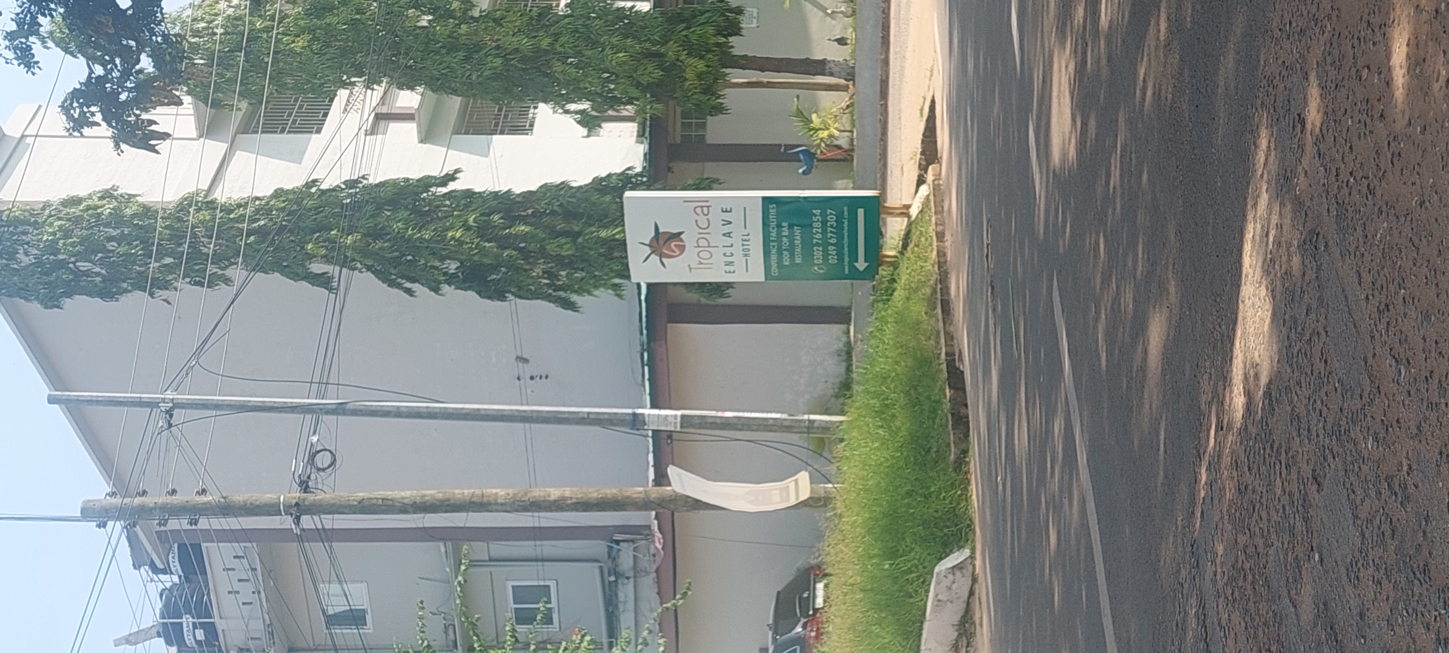 Фото Tropical Enclave Hotel