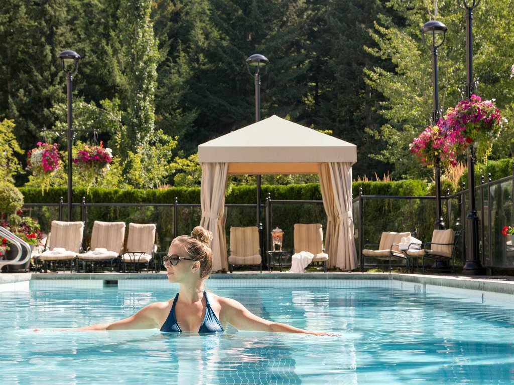 Фото Fairmont Chateau Whistler