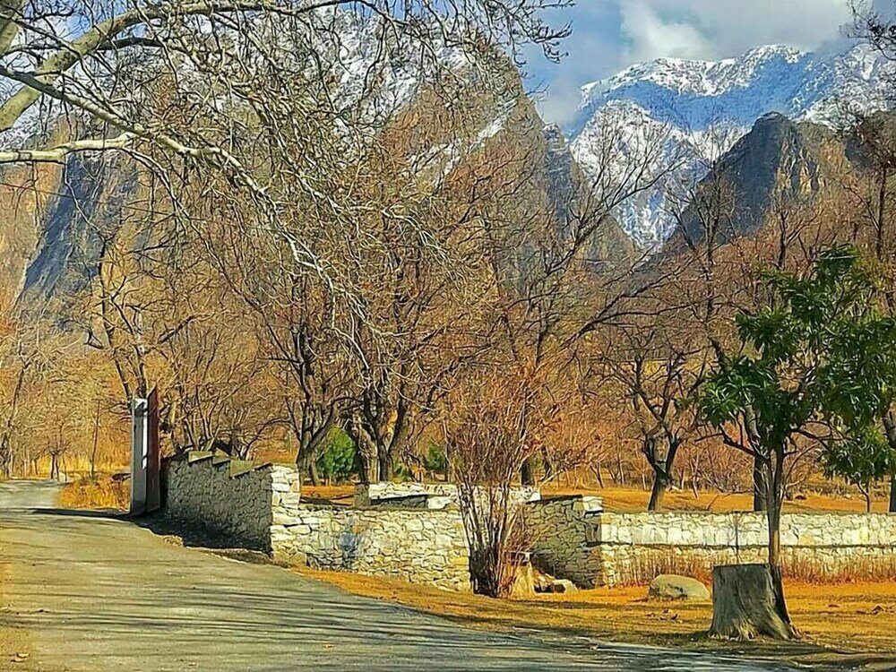 Фото Gahirat Castle