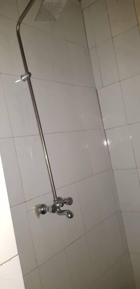 Фото Train Station Bar & Lounge with Lodging